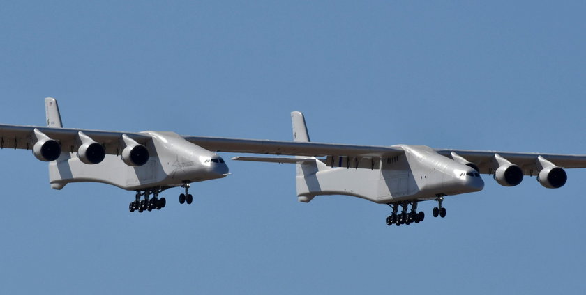 M7ADNK Stratolaunch