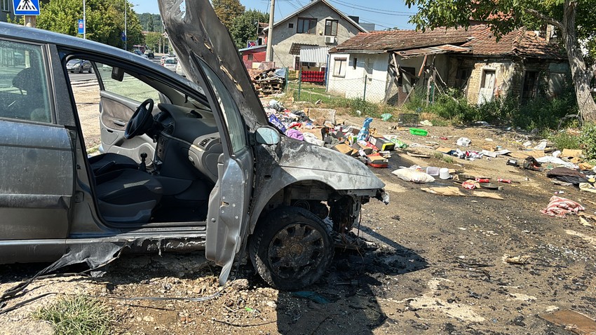 Zapaljen automobil u Rakovici
