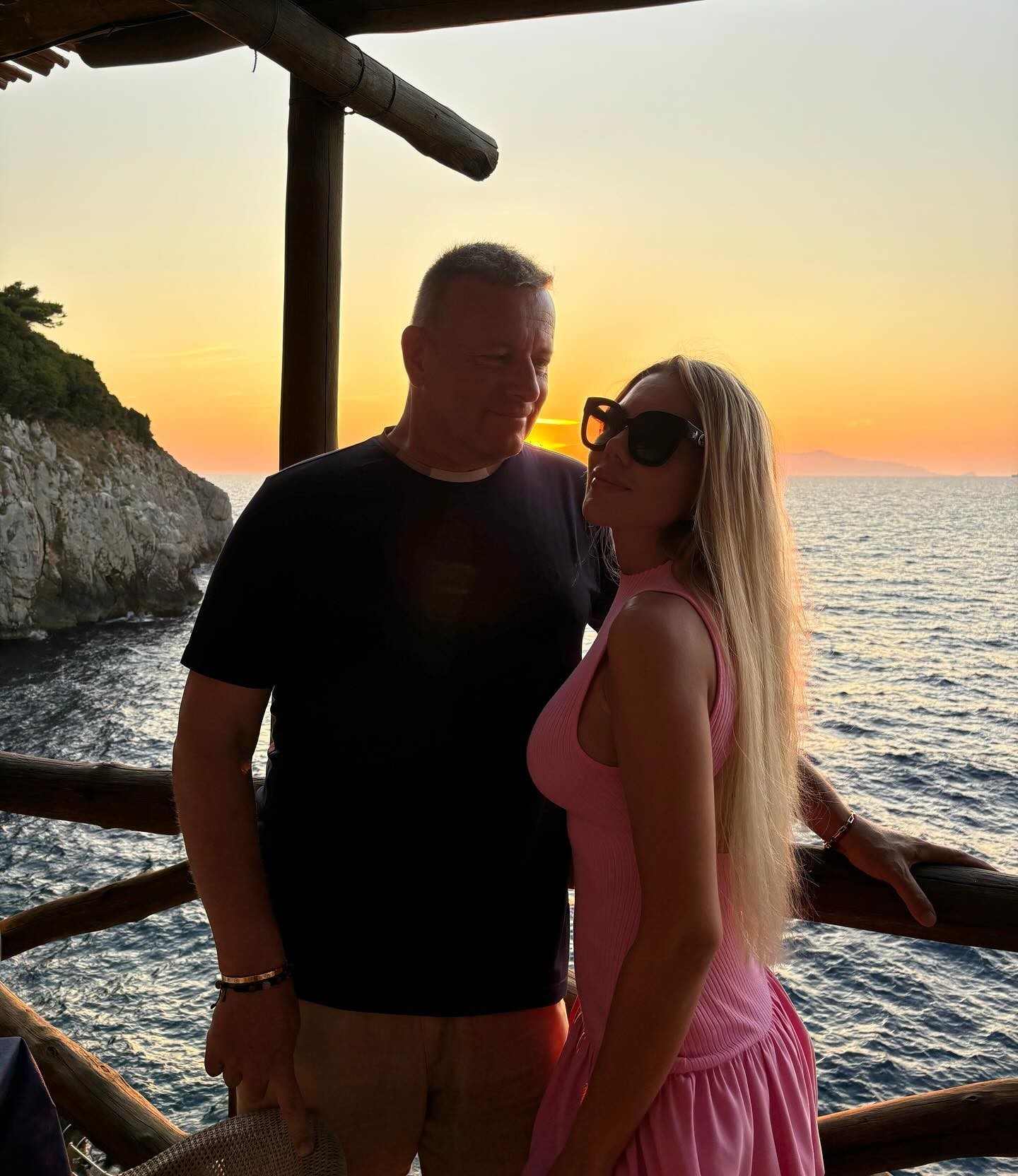 Boris Kollár a Laura Vizváryová na talianskom ostrove Capri.