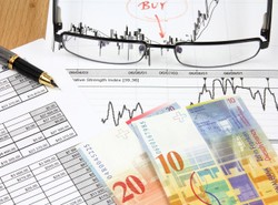 Rząd rzuci waluty na rynek. Złotówka się umocni