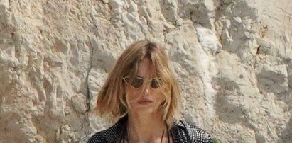 Anja Rubik relaksuje się w Cannes. W skąpym bikini korzystała z uroków luksusowego hotelu