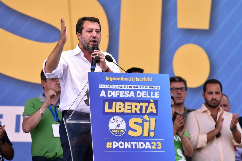 Wicepremier Włoch Matteo Salvini podczas wiecu swojej partii Lega. Pontida, Włochy, 17 września 2023 r.