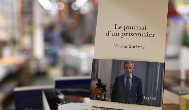 Bivši francuski predsednik Nikola Sarkozi objavio je knjigu nedugo pošto je ušao u zatvor - i iz njega izašao posle samo 20 dana | Foto: Reuters