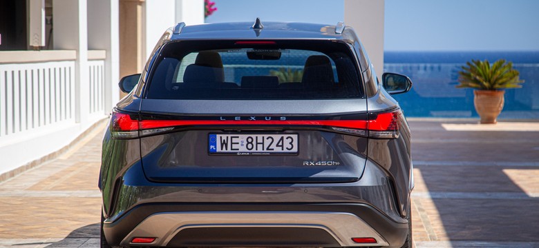 Nowy Lexus na rynku. Cena? Reszta SUV-ów może się pakować