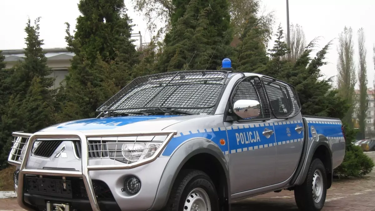 Mitsubishi L200 - Nowy wóz dla polskiej policji