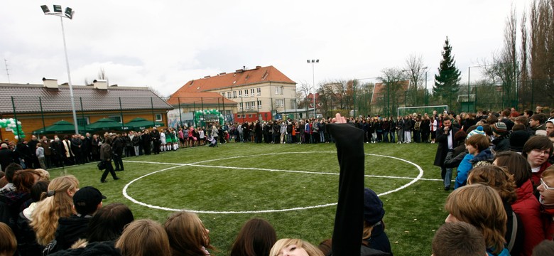 Gminy wybudowały orliki, teraz staną przed sądem