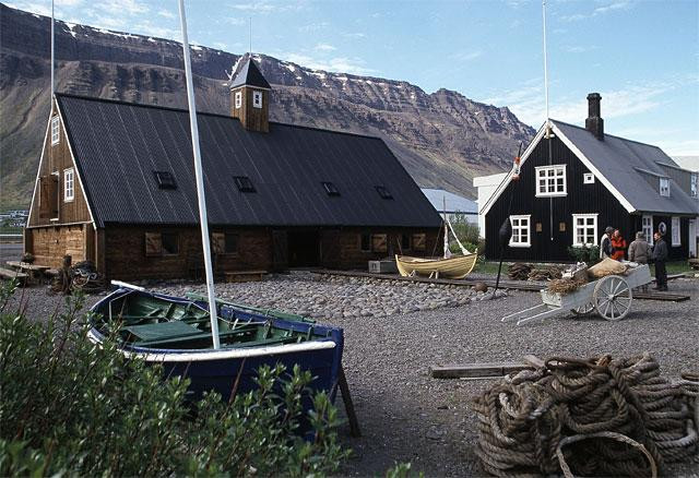 Galeria Islandia - surowa kraina ognia i lodu, obrazek 21
