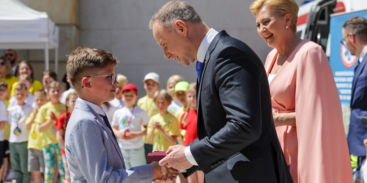 Antek w zeszłym roku uratował tonących w Bałtyku mężczyzn.