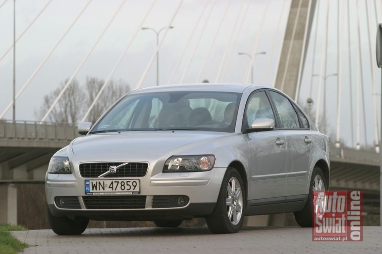 Volvo S40