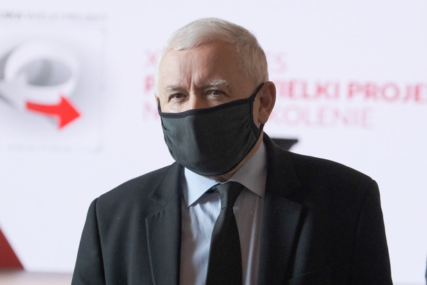 Jarosław Kaczyński na kwarantannie. Miał kontakt z osobą zakażoną koronawirusem