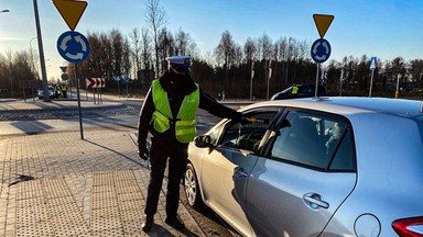 Banknotem 20 euro próbował przekupić policjantów z Sokółki