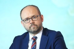 Przydacz krytykuje Scholza. 'Dobrzy Rosjanie i zły car'