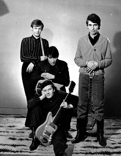 ‪'Płoną góry, płoną lasy'‬ – ‪Czerwone Gitary‬