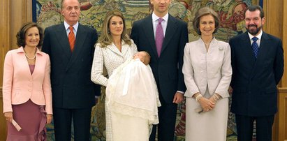 Królowa Letizia niegdyś wychwalała teściową pod niebiosa. Po awanturze w kościele ich relacja diametralnie się zmieniła