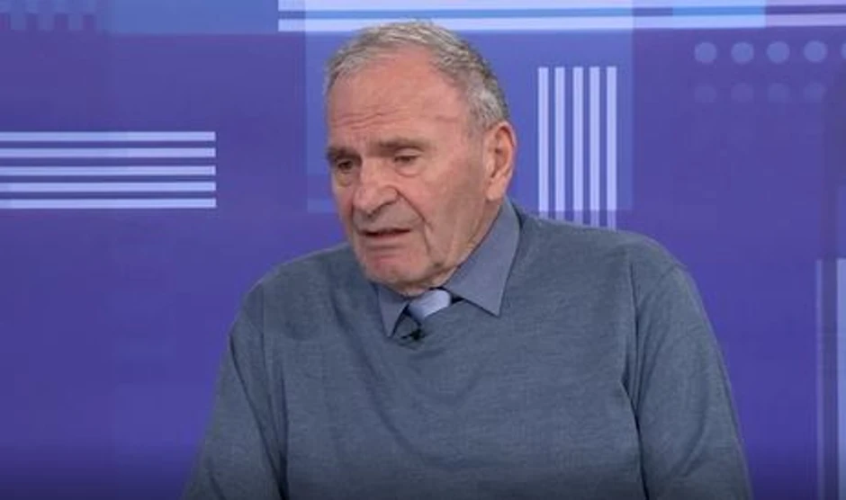 Profesor Radomir Folić