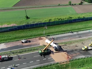 Ile kosztowała czekolada z cysterny na autostradzie?