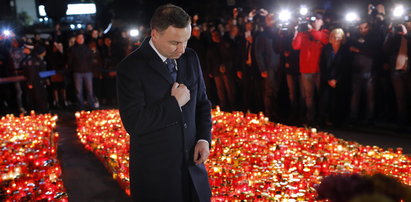 Andrzej Duda modli się za ofiary tragicznego pożaru