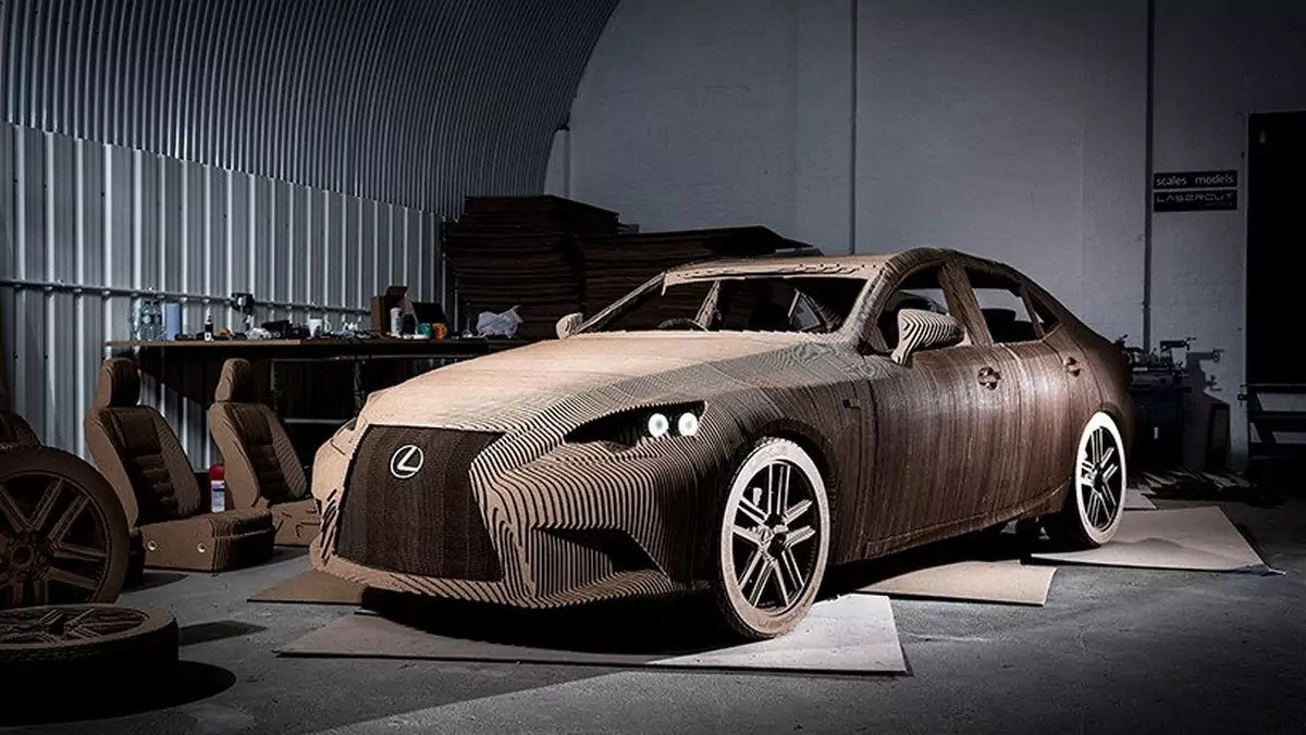 Lexus IS Origami