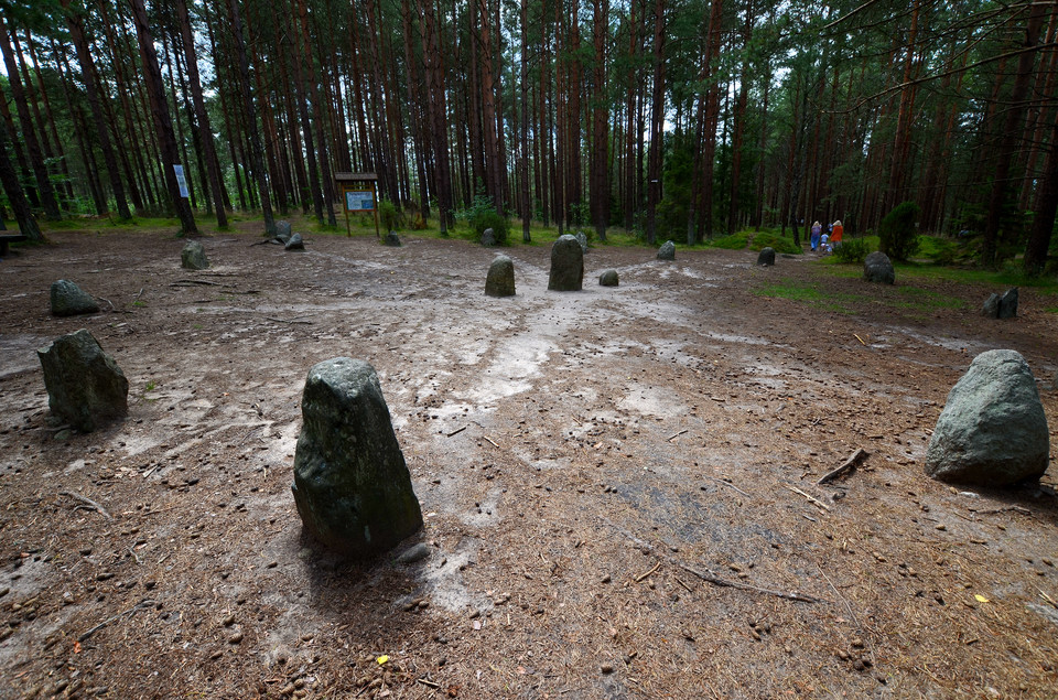 Polskie Stonehenge - zagadkowe kamienne kręgi w Węsiorach