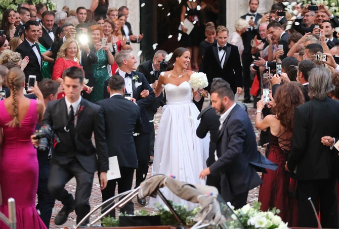 Venčanje pratila svetska javnost