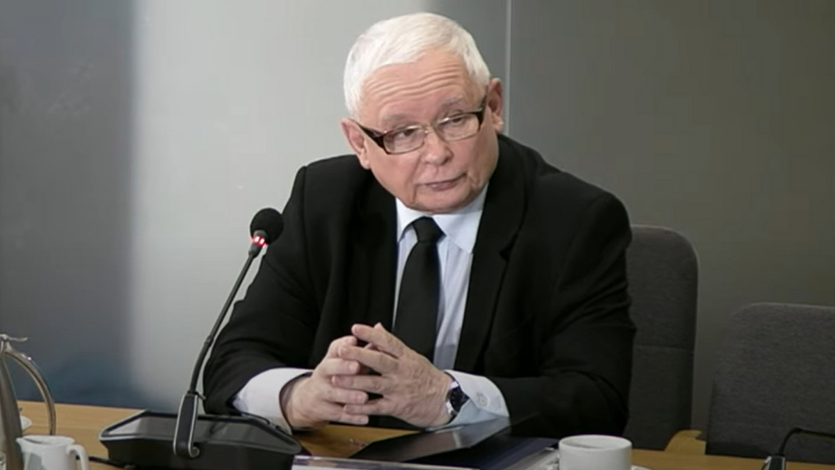 "Stan Wyjątkowy". Kaczyński miał jeden cel w swoich zeznaniach. Komisja była bezradna