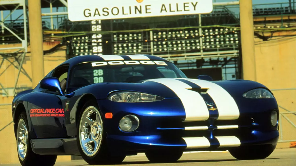 Chrysler Viper GTS - 450-konna żmija na kołach