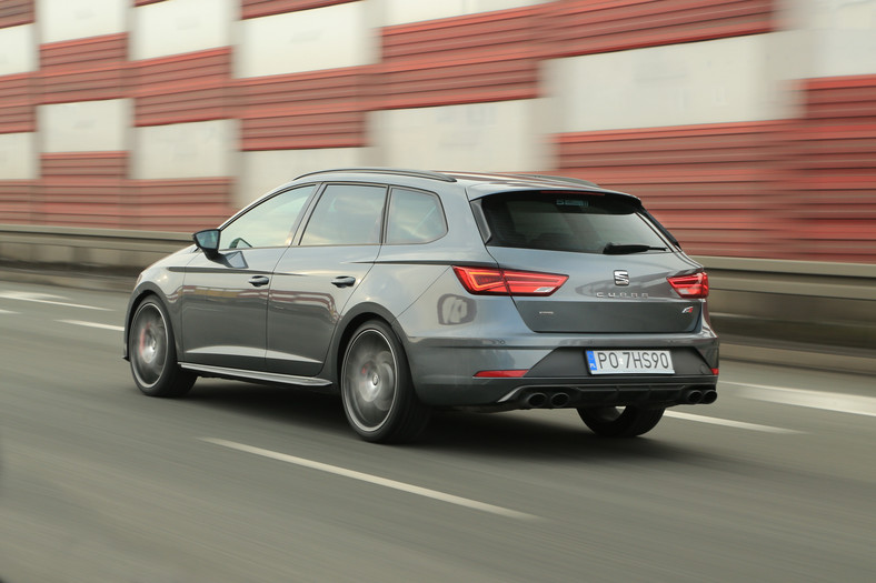 Seat Leon ST Cupra 370 Carbon 2019