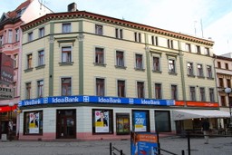 Żeby było na truskawki. Jakie będą dalsze losy Idea Banku?