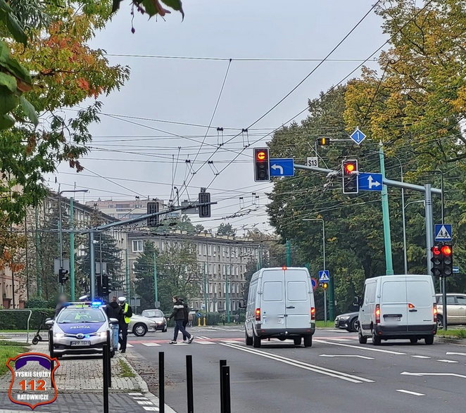 Interwencja służb ratunkowych przy ul. Edukacji w Tychach - 1.10.2022 - autor: 112tychy.pl