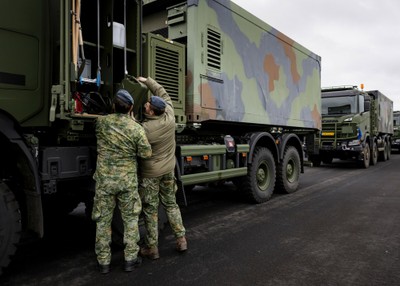 Przerzucają do Polski setki żołnierzy. Wojsko kolejnego kraju ruszyło pilnować Rosjan