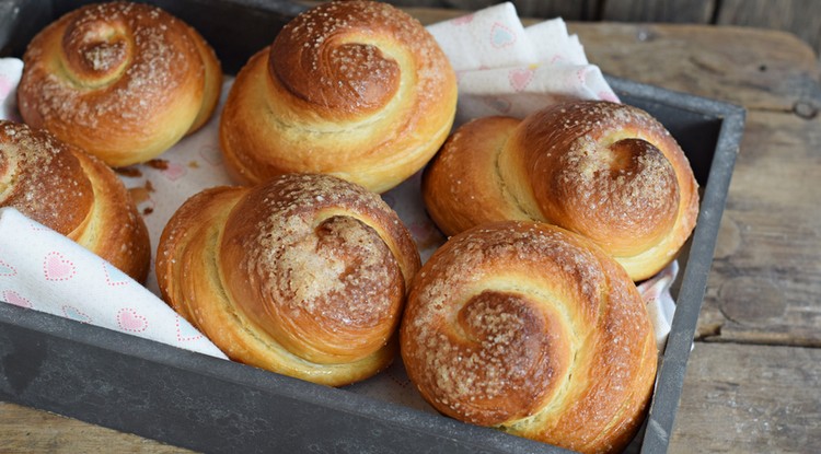 Rupáner-konyha: Dagasztás nélküli briós - bögrés recept Fotó: Getty Images