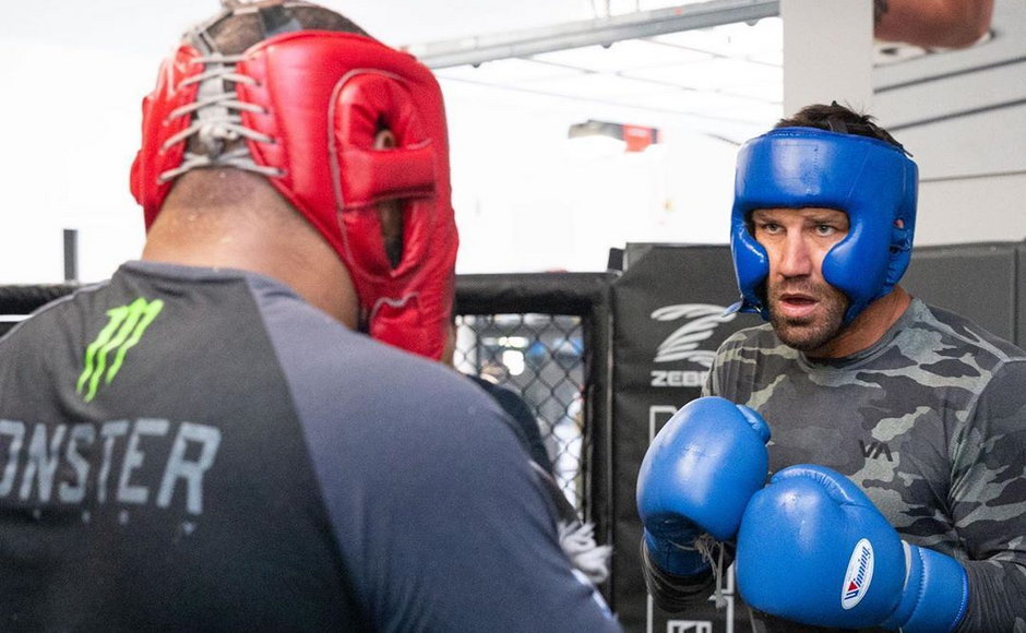 Luke Rockhold podjął decyzję o powrocie do klatki