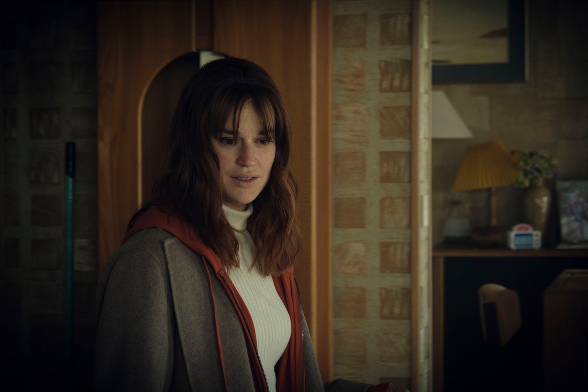 Constance Gay w serialu "Flashback"