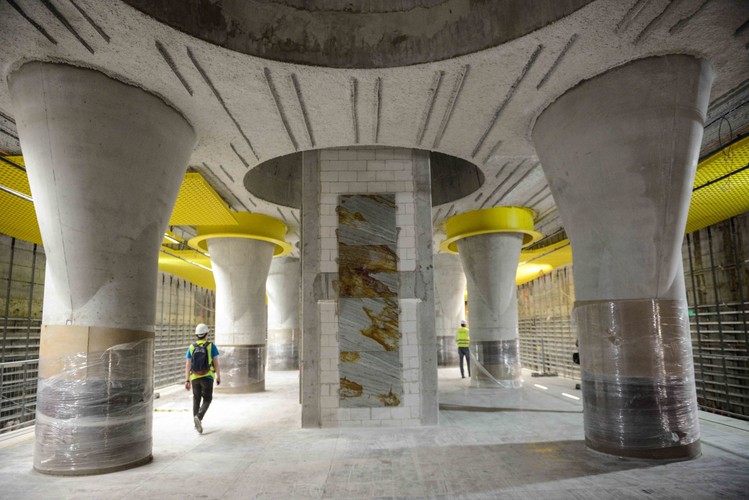 Dzień otwarty na budowie stacji II linii metra 'Świętokrzyska', 27 lipca tego roku w Warszawie.  <br>
Na zdjęciu: Peron stacji „Świętokrzyska”.
<br><br>fot. (mgo) PAP/Jakub Kamiński