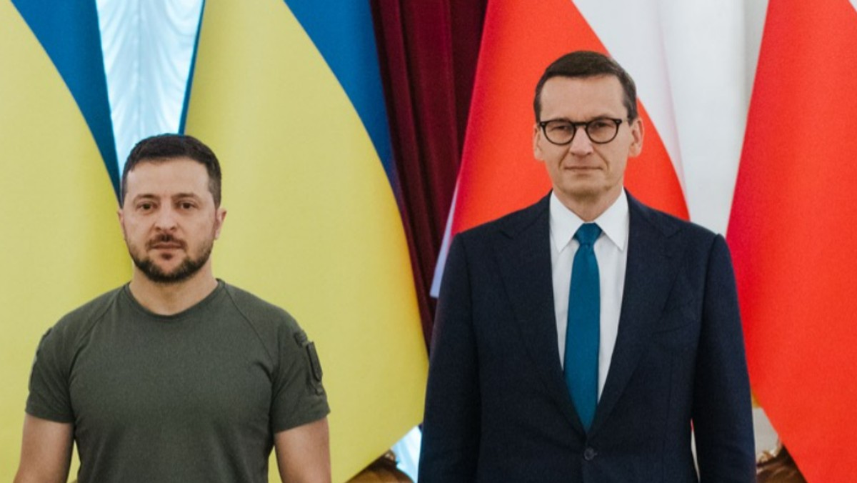 Morawiecki w Kijowie. Zapowiada sprowadzanie prądu z Ukrainy