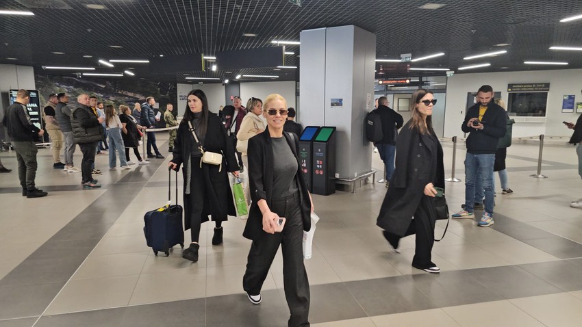 Nataša Bekvalac na aerodromu