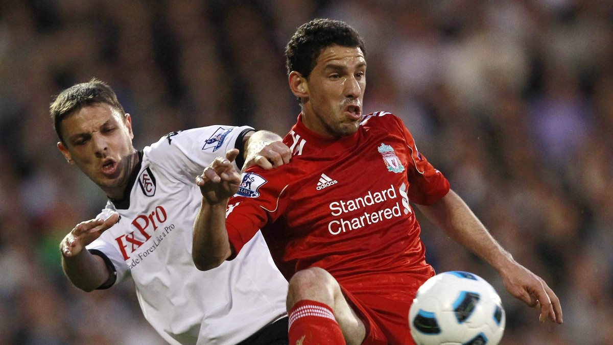 Fulham Londyn przegrał na własnym stadionie z Liverpoolem FC 2:5 (0:3) w meczu 36. kolejki Premier League. Hat trickiem popisał się Maxi Rodriguez, a piłkarze The Reds już po 16. minutach prowadzili z rywalami 3:0.