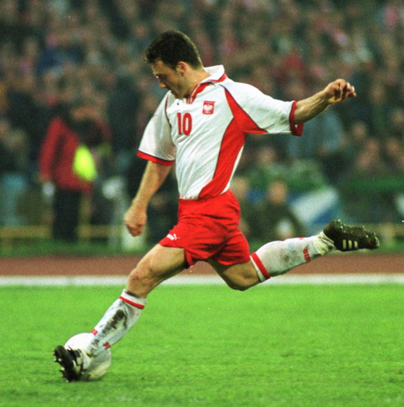 Tomasz Zdebel podczas meczu reprezentacji Polski ze Szkocją (1:1) w 2001 roku