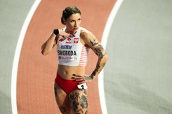 Ewa Swoboda wśród nowych wzorów lalek Barbie