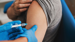 Moralność szczepień przeciwko COVID-19. Jest oficjalne stanowisko PAN