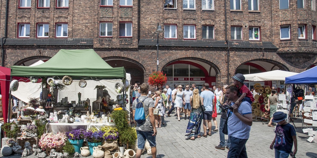 Katowice. Jarmark na Nikiszowcu z okazji św. Anny 