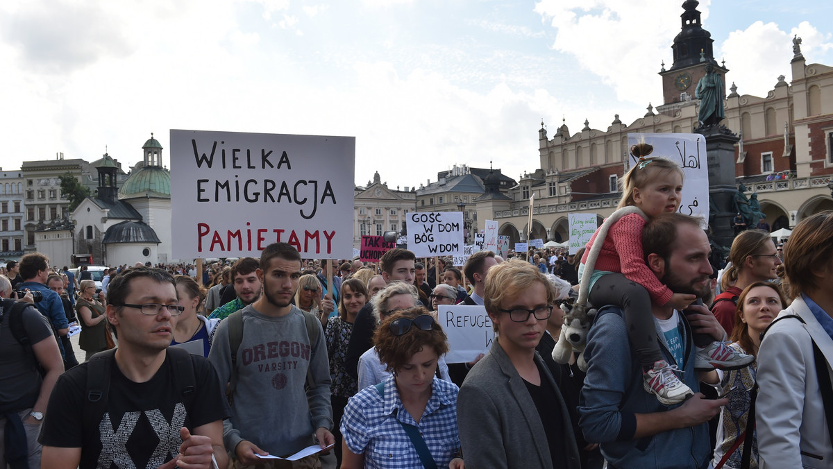 KRAKÓW DEMONSTRACJA UCHODŹCY WITAMY WAS SERDECZNIE (demonstracja)