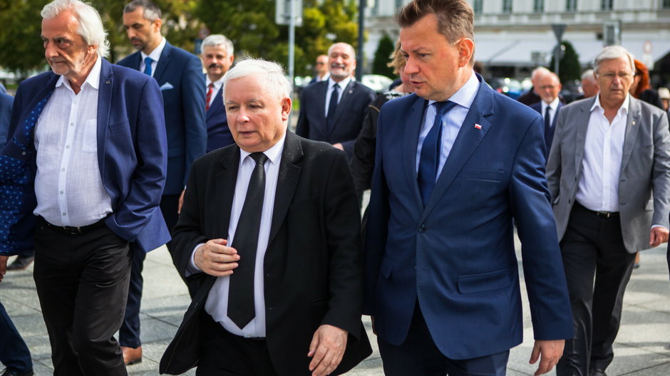 Jarosław Kaczyński podczas miesięcznicy katastrofy smoleńskiej, 10 lipca 2020 r. 