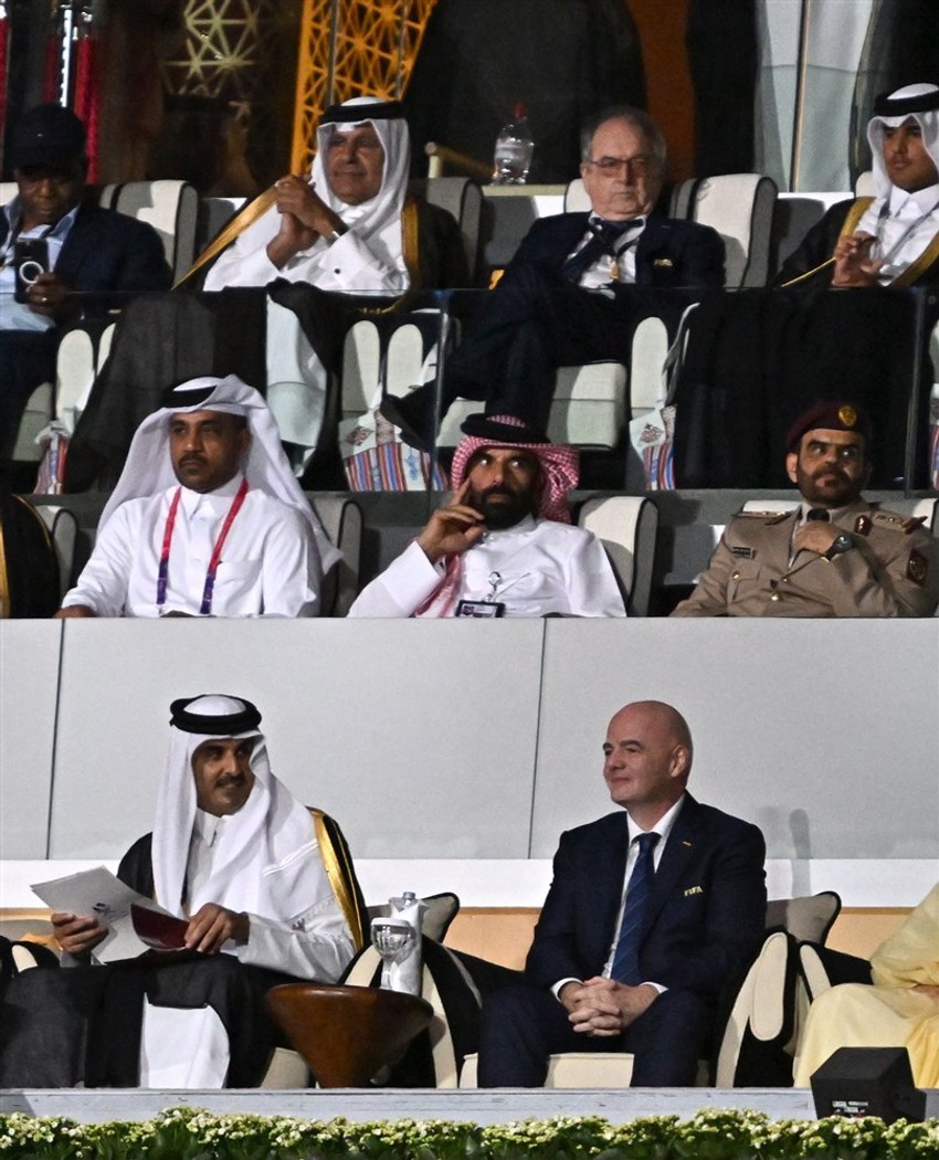 Katarski emir šeik Hamad bin Kalifa al Tani i predsednik FIFA Đani Infantino na Svetskom prvenstvu u fudbalu u Kataru