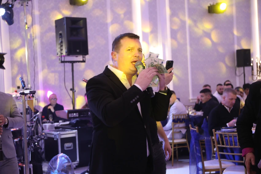 Punoletstvo sina Borka Radivojevića