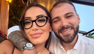 Marko Gačić sa trudnom devojkom