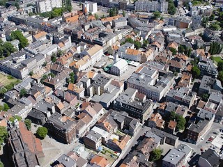 Zagospodarowanie przestrzenne: gmina powinna stosować nakazy, zakazy i ograniczenia