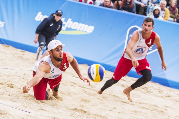 ME w siatkówce plażowej: Zwycięstwo Fijałka i Bryla, porażki pozostałych Polaków