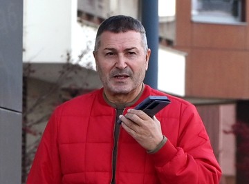 ĐOLE ĐOGANI SKROZ RAZOTKRIO ČOVEKA KOJI IH JE PREVARIO ZA NOVAC! "Sa njim su imali problem Brena, Darko Lazić, Jana"