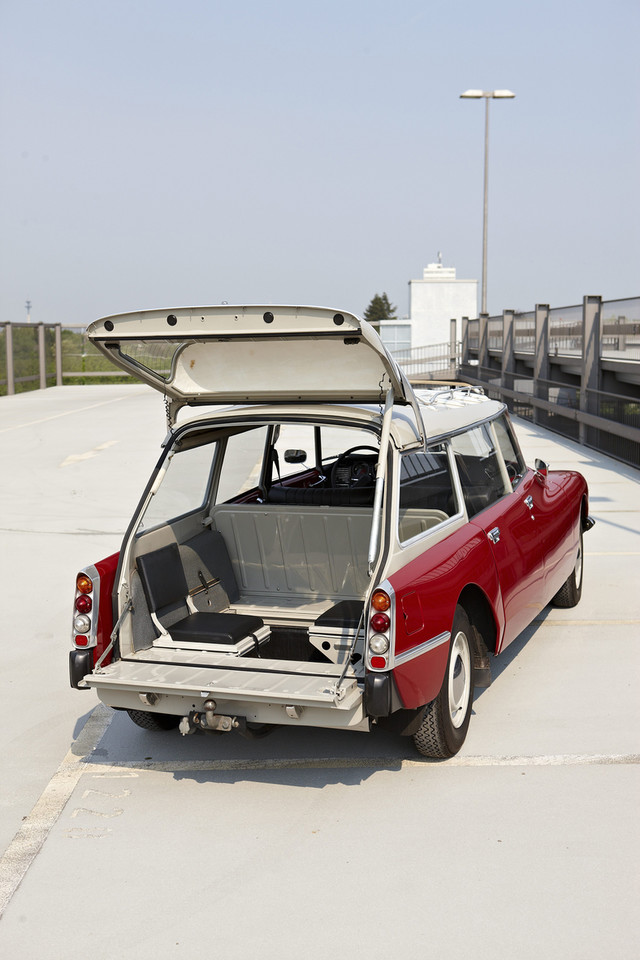 Citroen DS Break - klasyk, który wyprzedził epokę